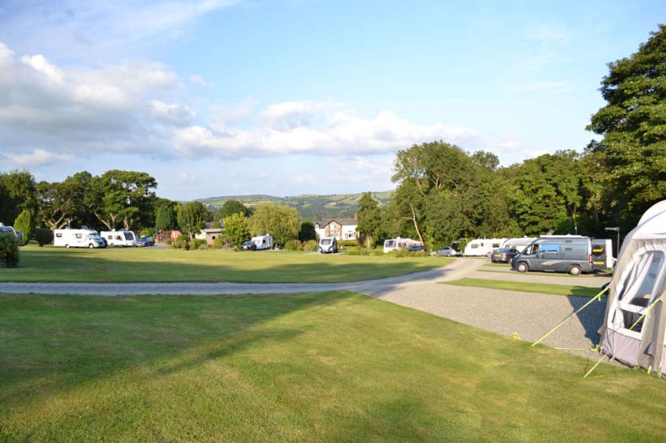 Pitches with electric posts