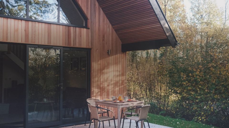 Lodge terrace with table and chairs