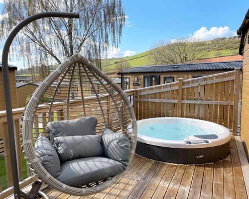 Hot tub beside the hanging chair