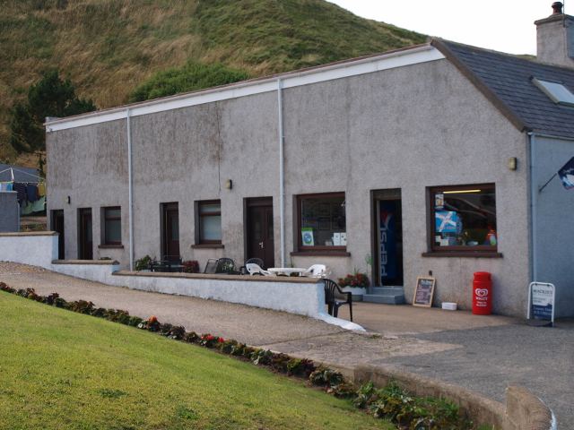 Park shop and laundry building