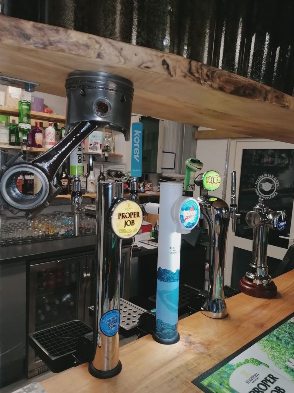 The site bar