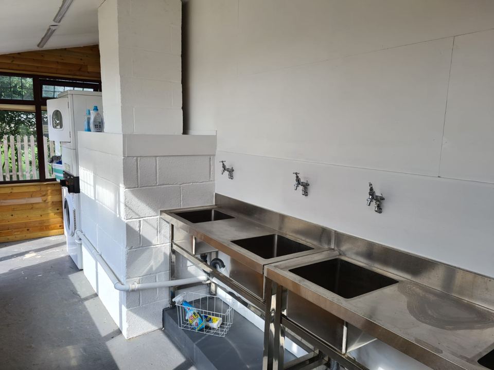 Washing-up sinks