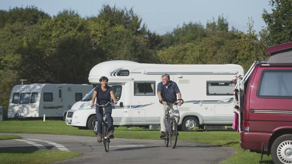 Motorhomes and cyclists