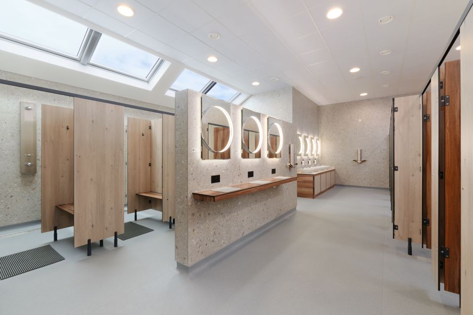 Shower and washroom block