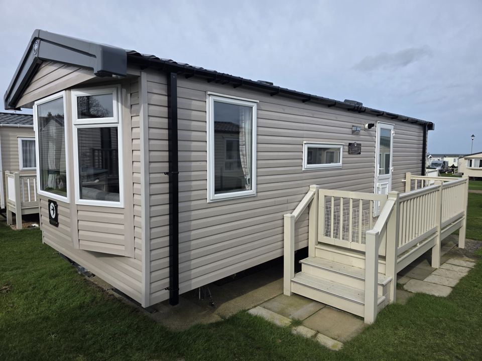 Holiday home with decking
